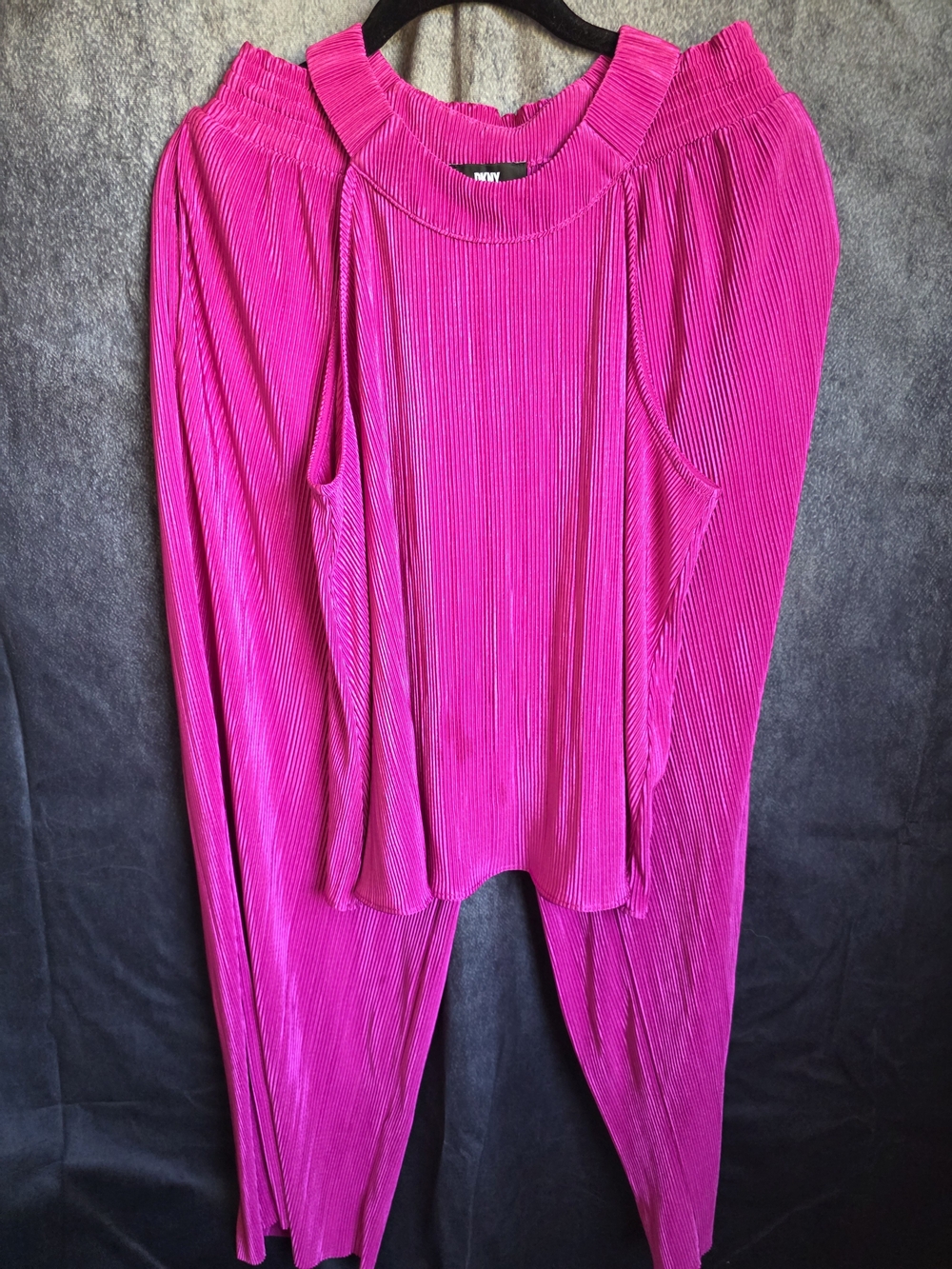 DKNY Hot Pink Pleated 2 Piece Pant Set Wide Leg